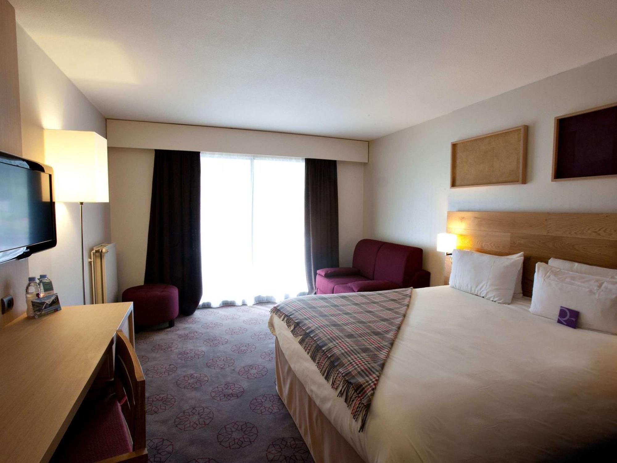 Hotel Mercure Saint-lary 4*